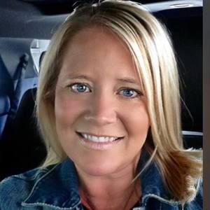 Meet your Posher, Deborah